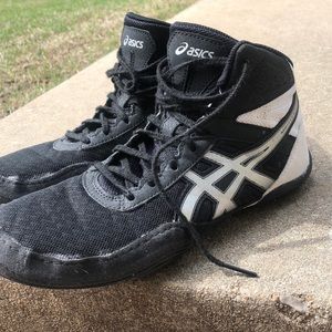 ASICS Wrestling shoes